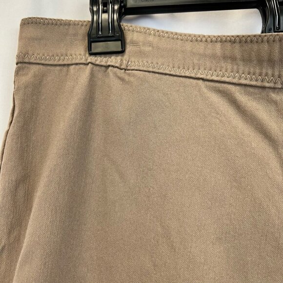 FDJ French Dressing Jeans Womens Capri Pants Beige Pull On Flat Front Casual 18 - Picture 3 of 9